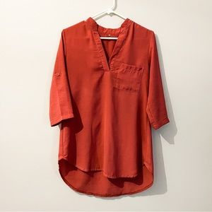 Three-quarter length sleeve blouse